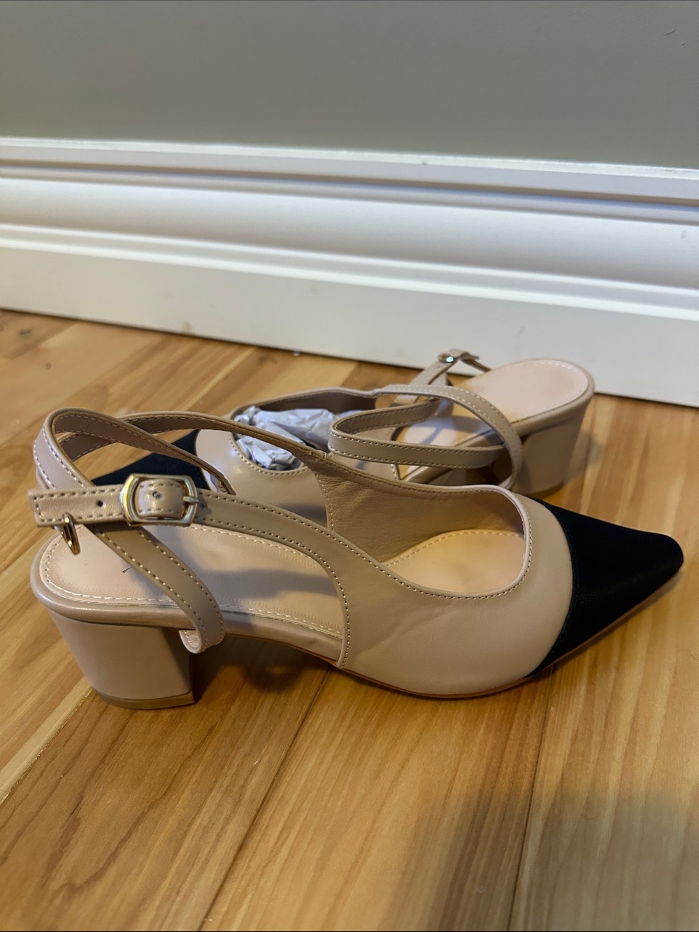 Beige and Black Slingback Block Heel Pumps size 37